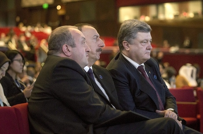 Azerbaijani, Ukrainian presidents meet in Istanbul